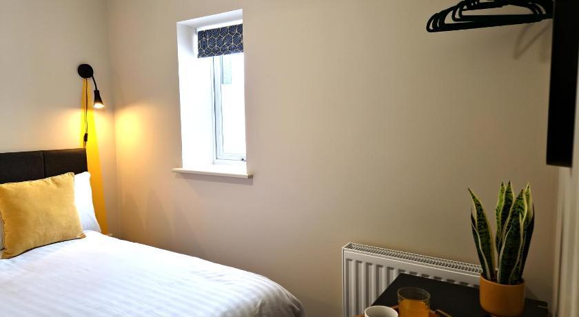 Apartment Three - Free Private Car Park - Sleeps 6 - 3 Shower Rooms - By Ocean City Retreats Plymouth Ngoại thất bức ảnh